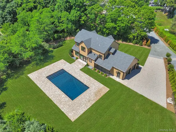 22 Tuthills LN, Jamesport, NY 11947