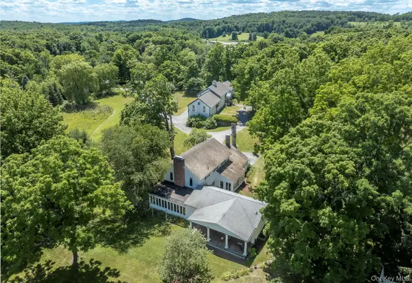 1197 Bulls Head RD, Clinton Corners, NY 12514