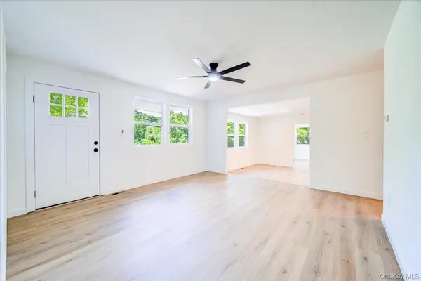 452 Vineyard AVE, Highland, NY 12528