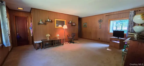 80 Beaver Brook RD, Yulan, NY 12764