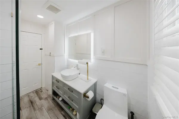 156-18 137th AVE, Jamaica, NY 11434