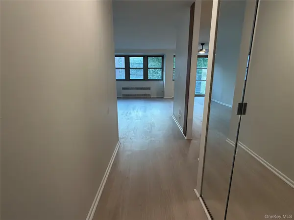 290 W 232nd ST #4F, Bronx, NY 10463