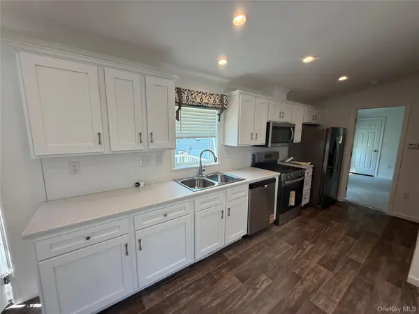 412 4TH AVE, Middletown, NY 10940