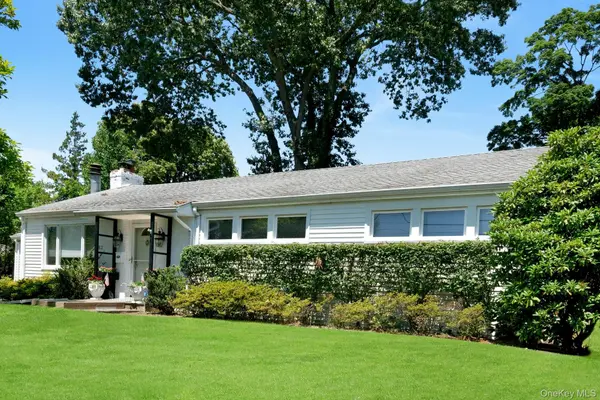 82 Holbrooke RD, White Plains, NY 10605