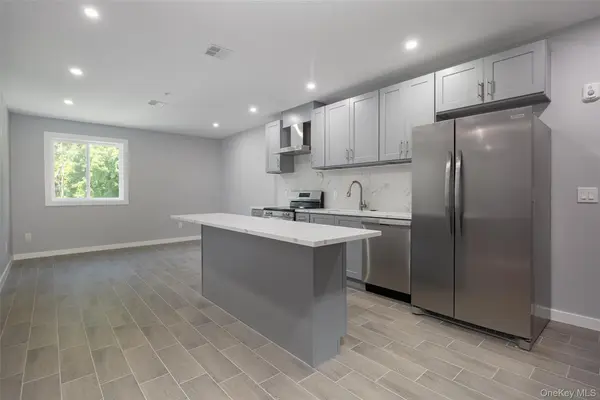 126 Innis AVE #2-2, Poughkeepsie, NY 12601