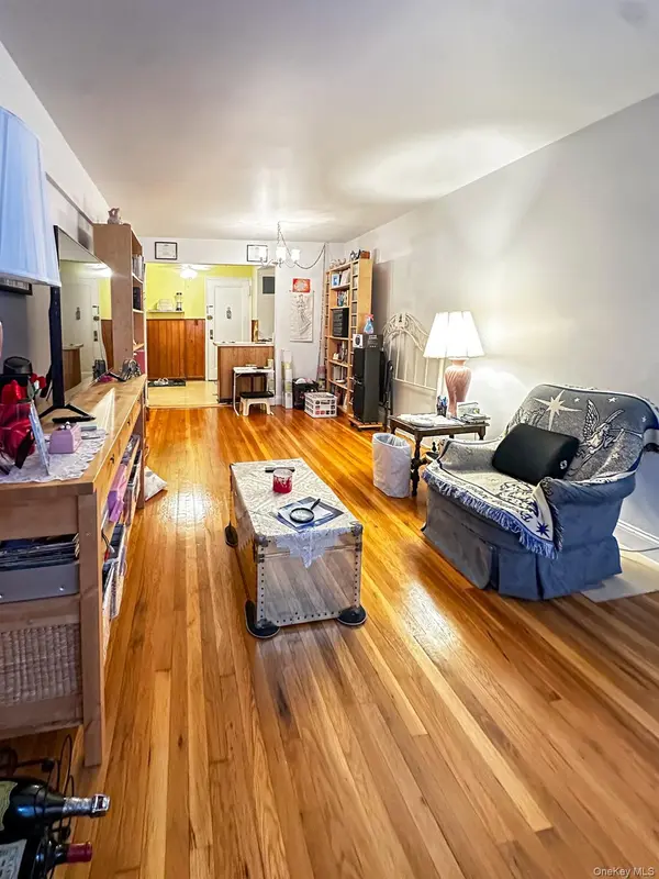 485 E Lincoln AVE #214, Mount Vernon, NY 10552