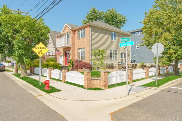 30 East BLVD, East Rockaway, NY 11518