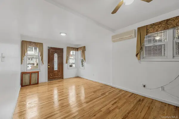 9006 107th AVE, Ozone Park, NY 11417