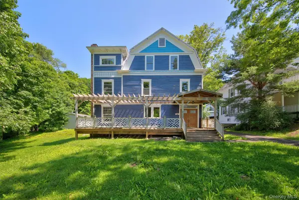 1 Prospect ST, Stamford, NY 12167