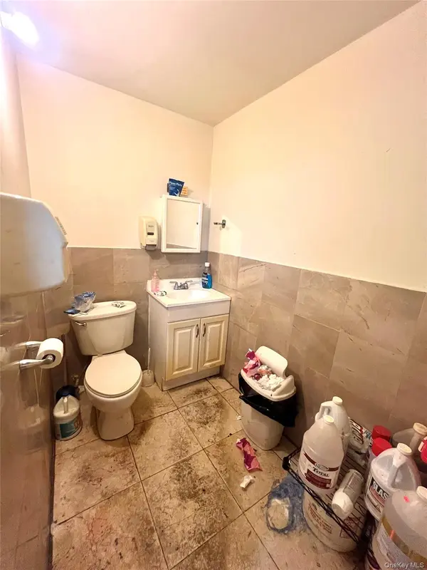9022 161st ST, Jamaica, NY 11432