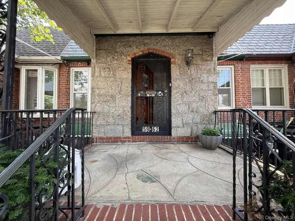 5962 69th LN, Maspeth, NY 11378