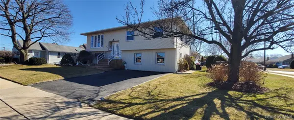 123 Southern Pkwy, Plainview, NY 11803