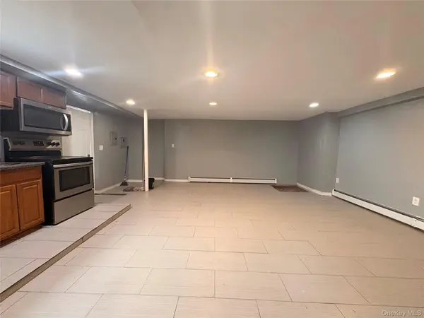 6947 De Costa AVE, Arverne, NY 11692
