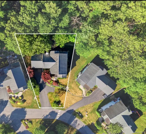 17 Nottingham WAY, Mahopac, NY 10541
