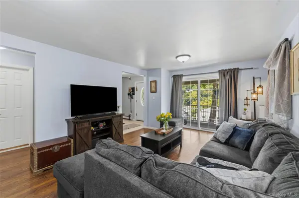 1463 Lincoln TER, Peekskill, NY 10566
