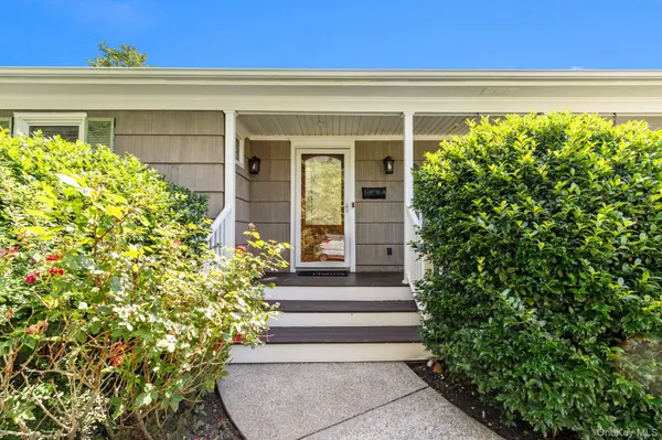 47 Wilson ST, Blue Point, NY 11715