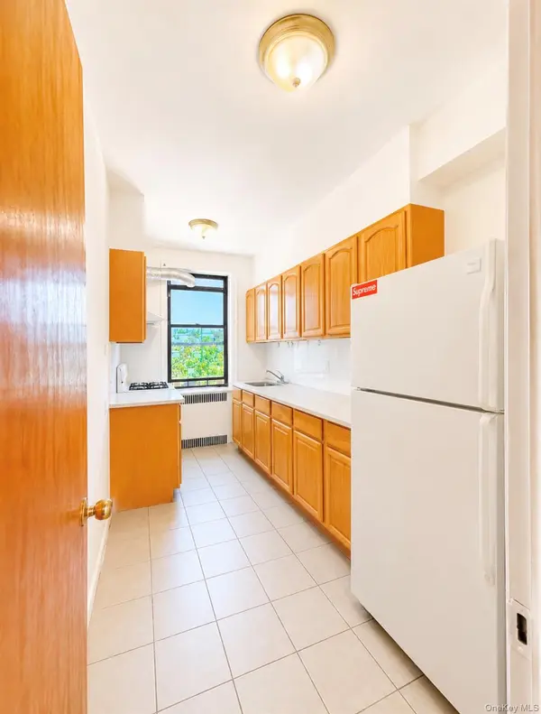 3338 Parsons BLVD #5, Flushing, NY 11354