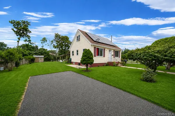 366 Albany AVE, Amityville, NY 11701