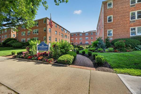 290 Atlantic Ave #225, East Rockaway, NY 11518