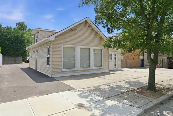 2169 Wantagh AVE, Wantagh, NY 11793