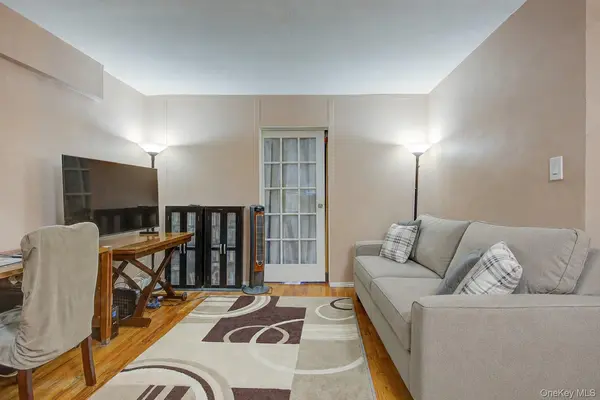 83-40 Austin ST #3X, Kew Gardens, NY 11435