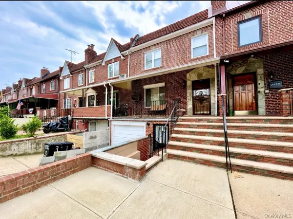 77-04 85th ST, Glendale, NY 11385