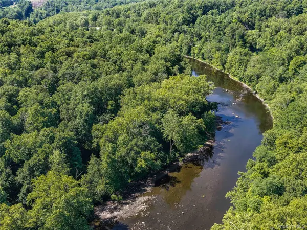 Rondout CRK, Esopus, NY 12429