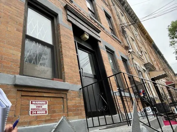 1719 Bleecker ST, Ridgewood, NY 11385