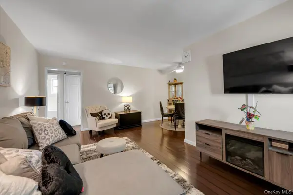 69-33 210 ST #B, Bayside, NY 11364