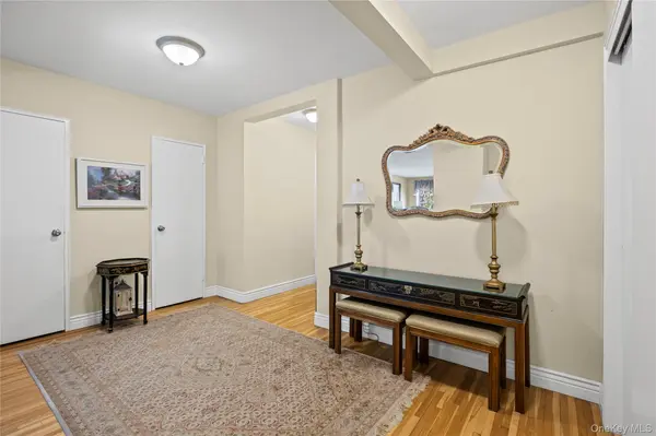 120 Morris AVE #b5, Rockville Centre, NY 11570