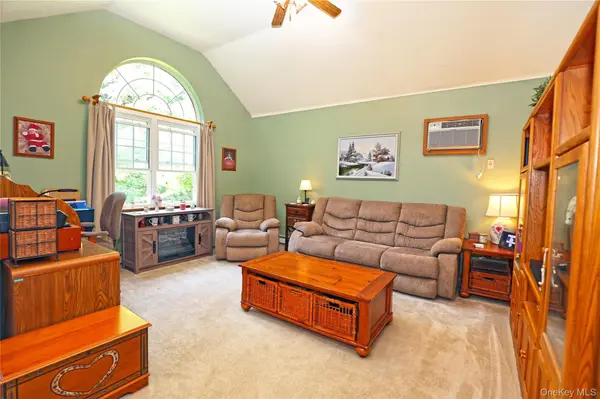 11 Duncan Hill RD, Verbank, NY 12585