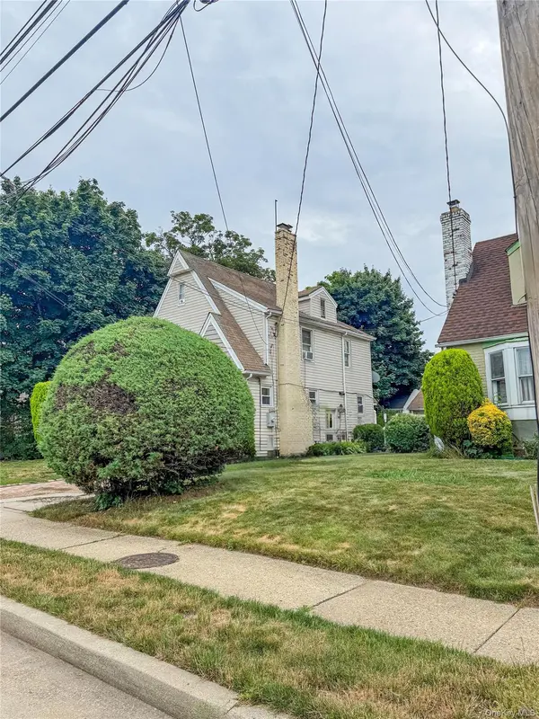 117 Warner AVE, Hempstead, NY 11550