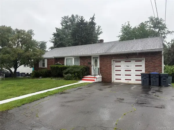 12 Heck RD, Garnerville, NY 10923