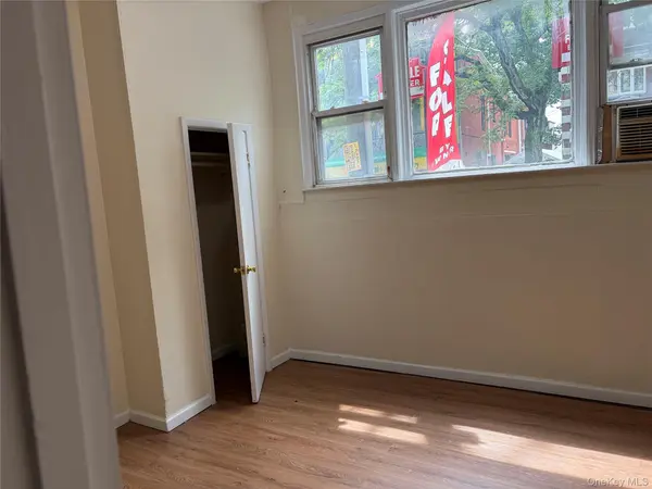 393 Crescent ST, Brooklyn, NY 11208