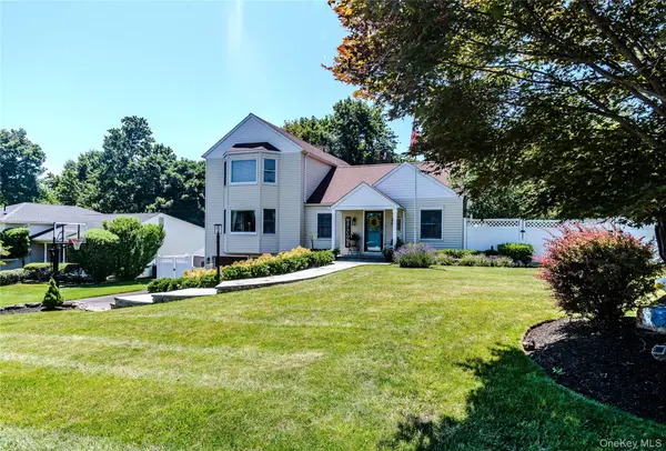 18 Birch DR, Thiells, NY 10984