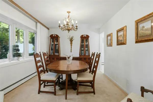 3 King AVE, Melville, NY 11747