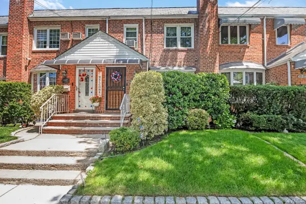 65-19 78th ST, Middle Village, NY 11379