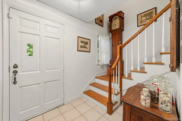 69 Montrose Station RD, Montrose, NY 10548
