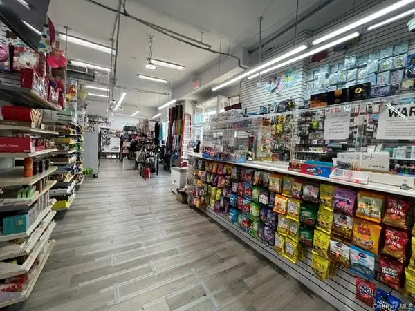 10501 101st AVE, Ozone Park, NY 11416