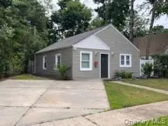 44 Commander AVE, Hempstead, NY 11550
