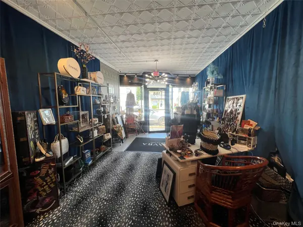 188 New York AVE, Huntington, NY 11743
