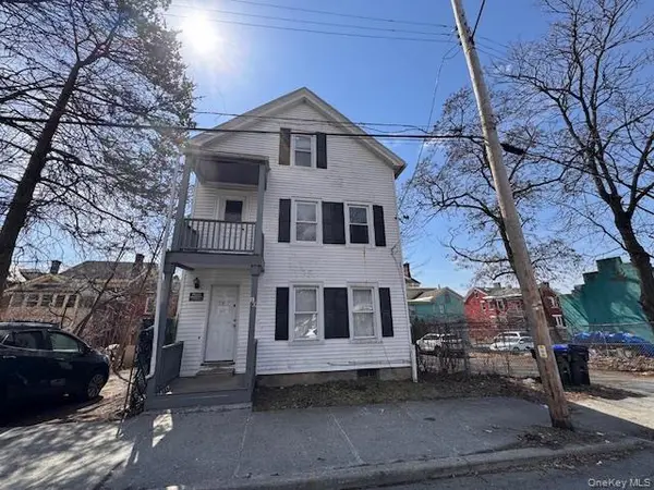 10 Charles ST, Poughkeepsie, NY 12601