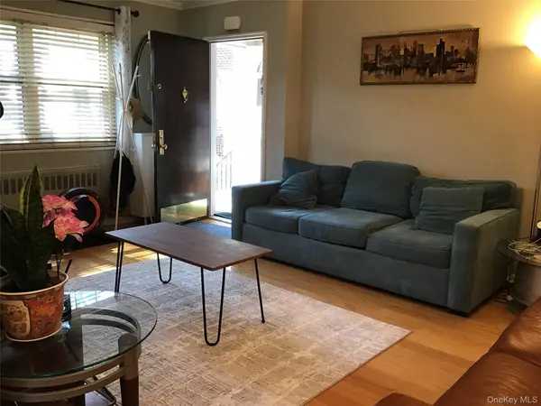 58-14 251st ST #1, Little Neck, NY 11362