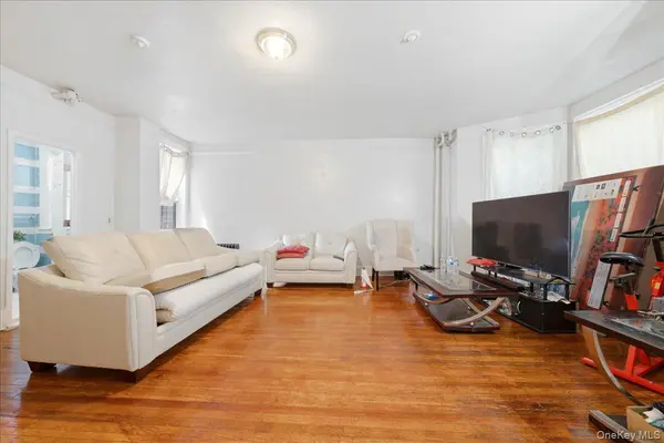 3232 Bronxwood AVE, Bronx, NY 10469