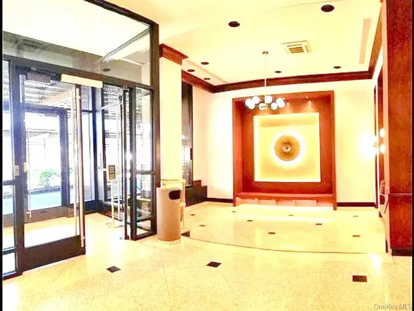 4140 Union ST #6S, Flushing, NY 11355