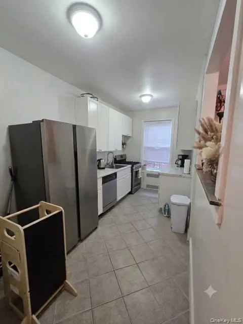 111-39 76th #D10, Forest Hills, NY 11375