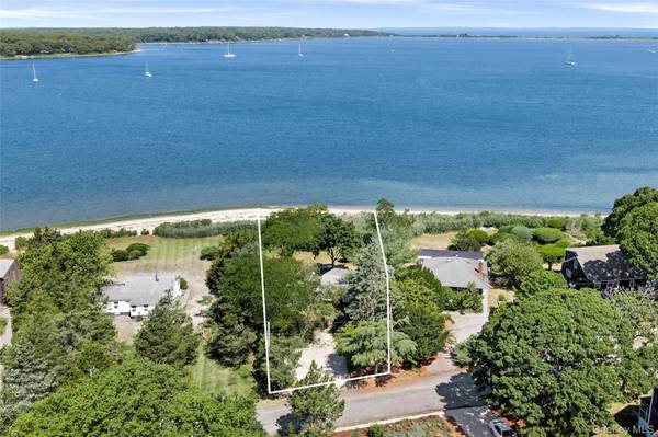 21 Breeze Hill RD, East Hampton, NY 11937