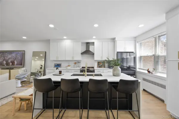 1518 Fielding ST, Bronx, NY 10469
