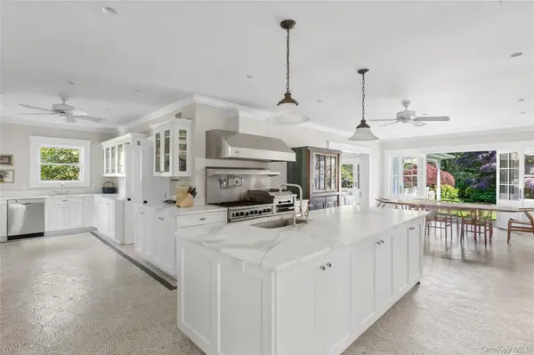 55 Post XING, Southampton, NY 11968