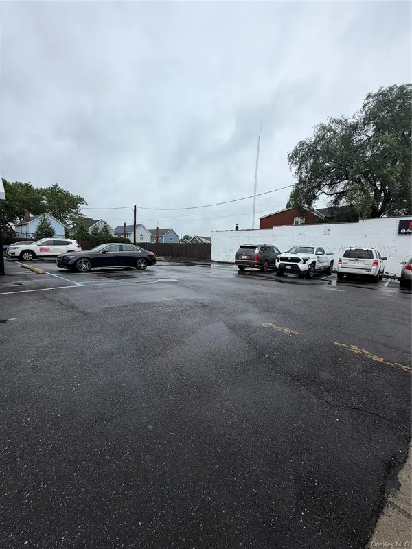 297 N Central AVE, Valley Stream, NY 11580